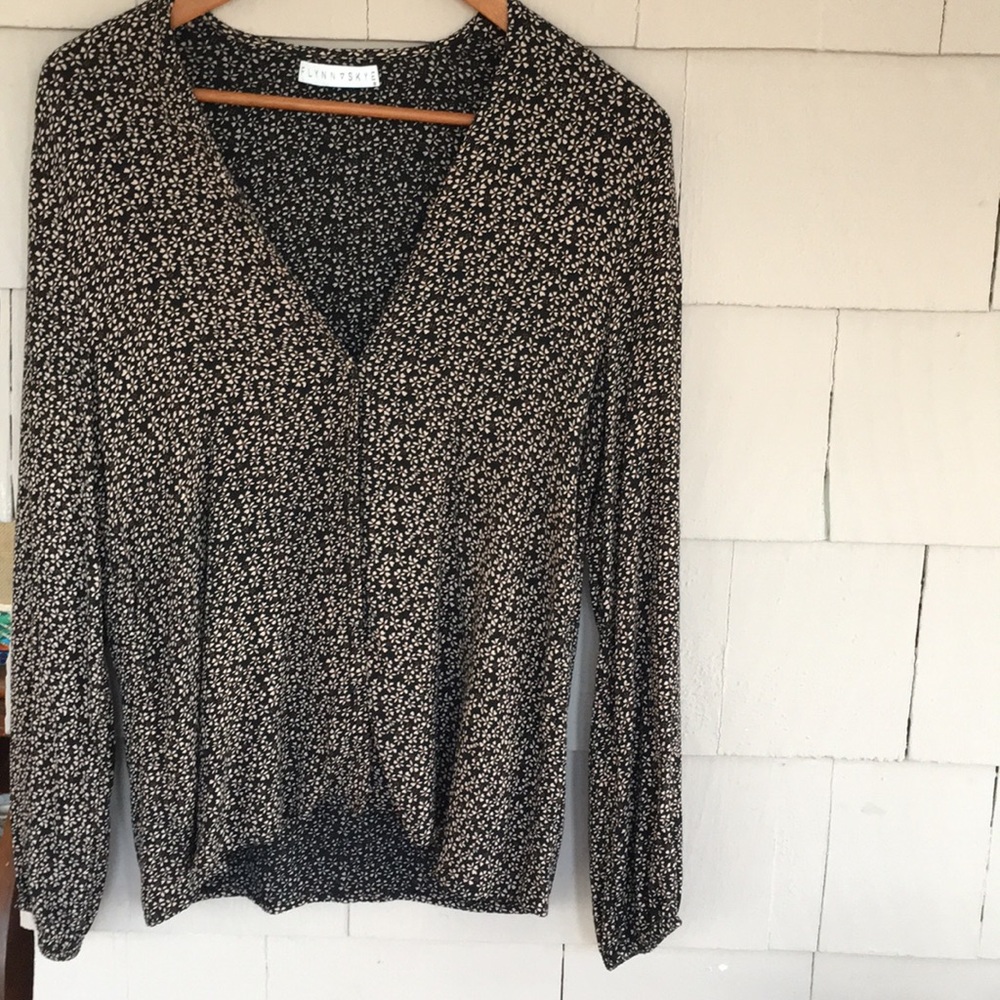 Flynn Skye top
